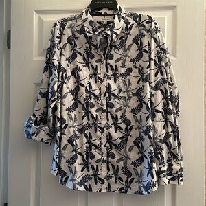 Foxcroft button down casual/career shirt